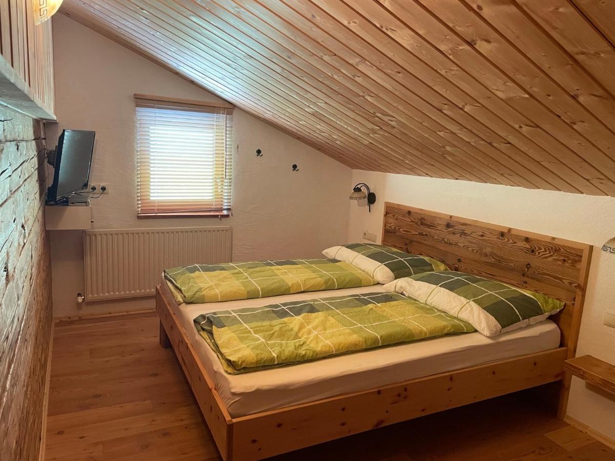 Uriges Alpen-Apartment Stefan Juen See Exterior photo