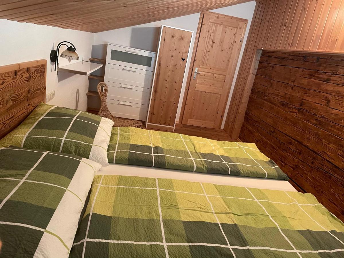 Uriges Alpen-Apartment Stefan Juen See Exterior photo